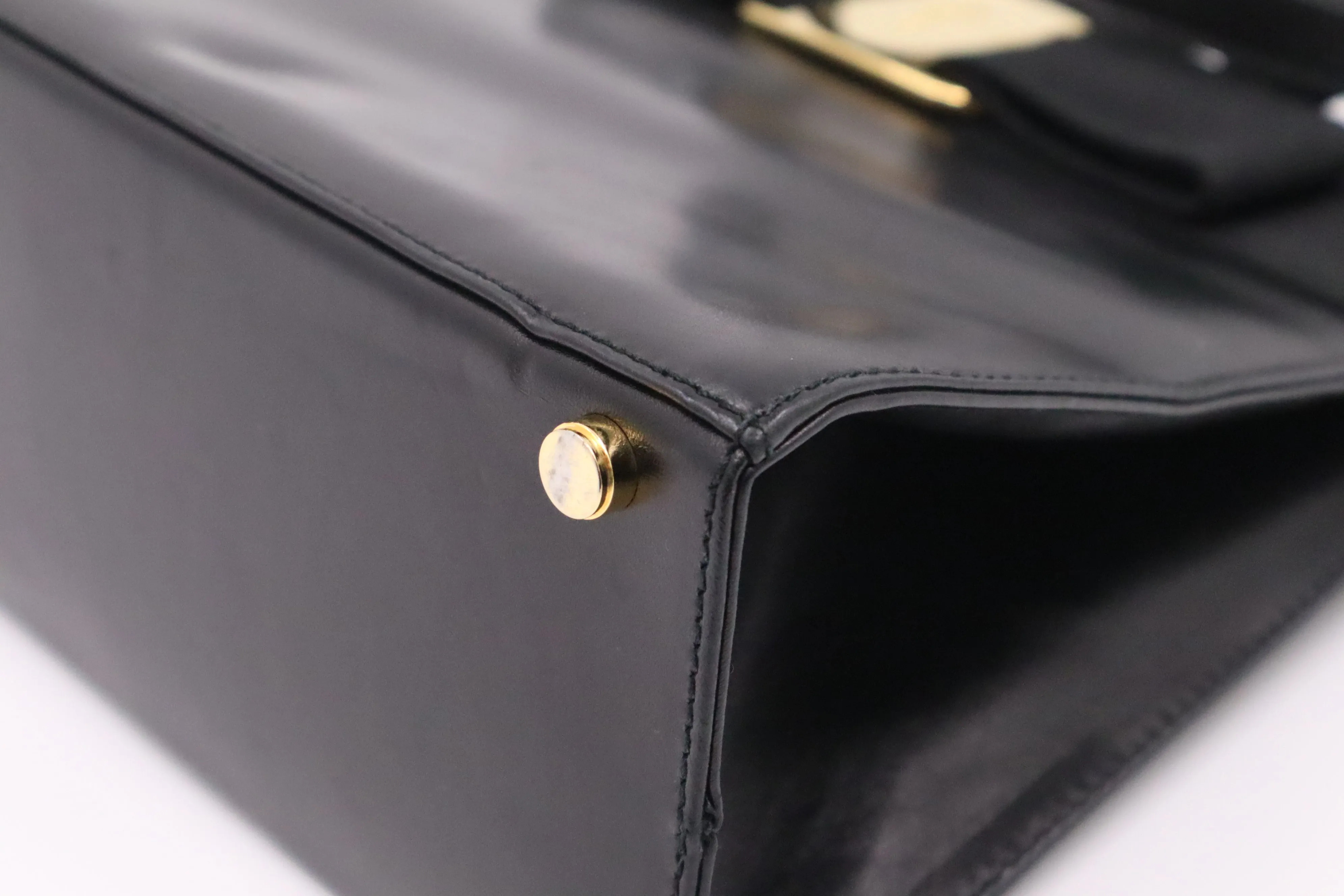 Ferragamo Handbag in Black Leather