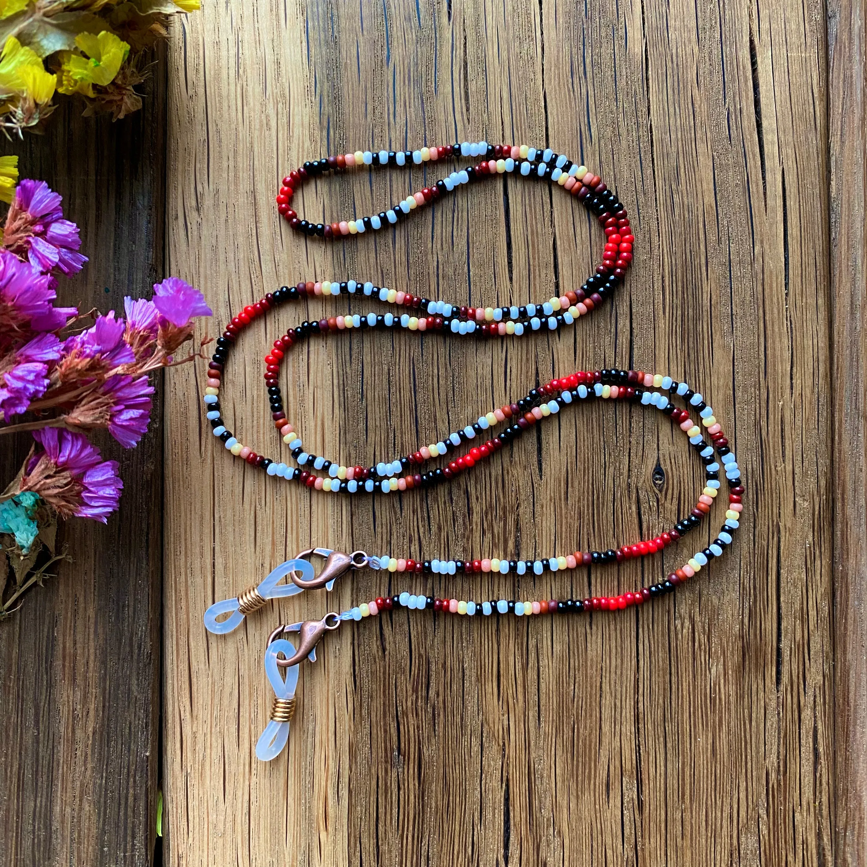 Hippie Boho Dainty Indigenous seed beaded Glasses Chain Native inspired, Face Mask Chain, Ethnic Strap, Beaded Eyeglass holder, Teacher Lanyard, Sunglasses chain