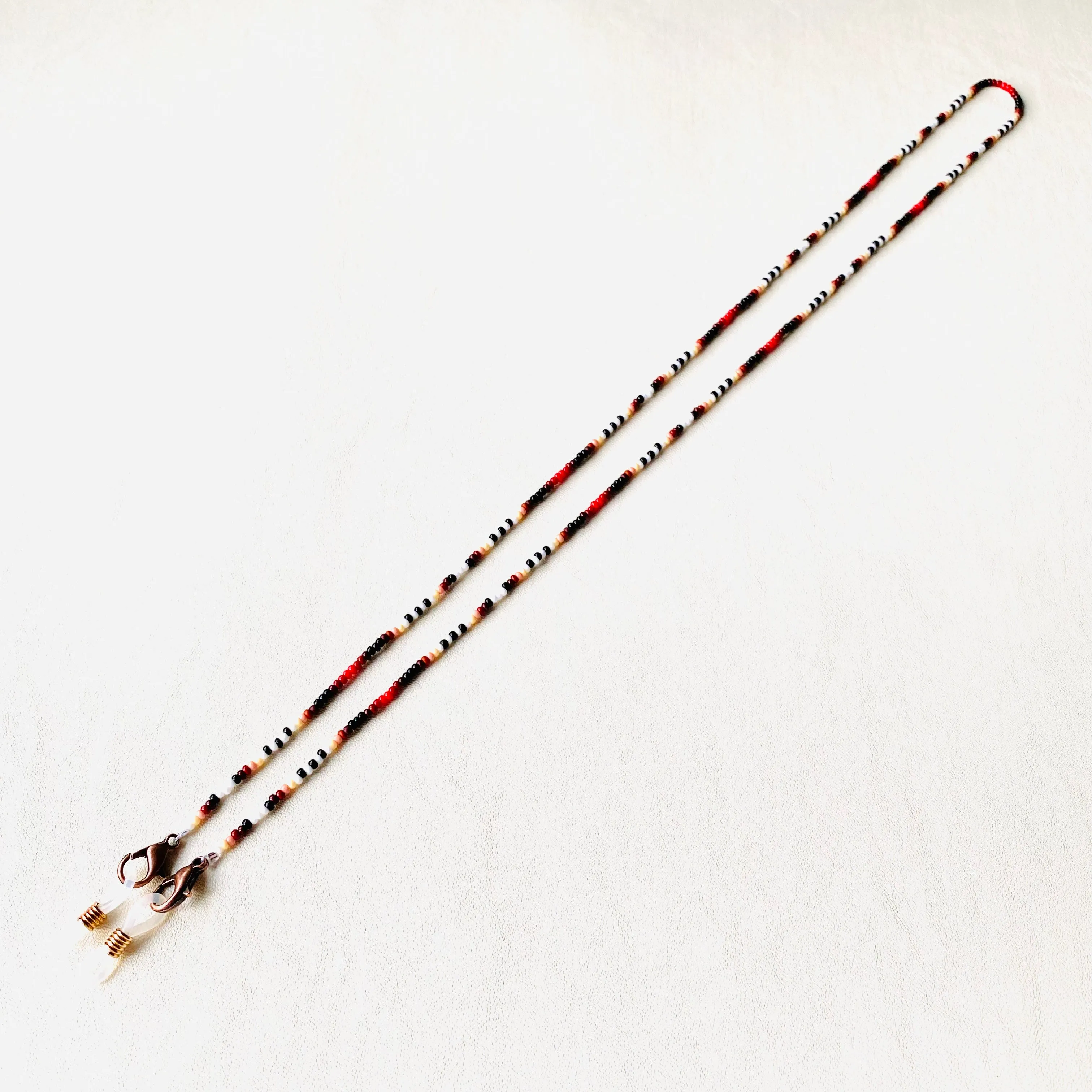 Hippie Boho Dainty Indigenous seed beaded Glasses Chain Native inspired, Face Mask Chain, Ethnic Strap, Beaded Eyeglass holder, Teacher Lanyard, Sunglasses chain