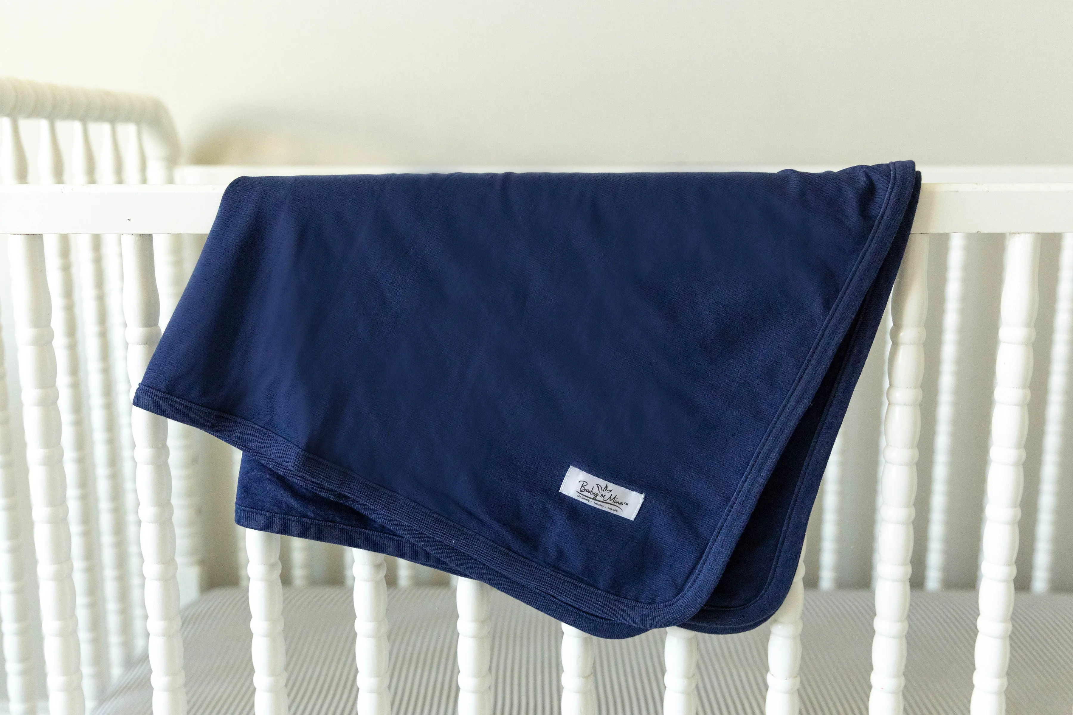 Serra Nursing Pajamas & Navy Blue Newborn Swaddle Blanket Set