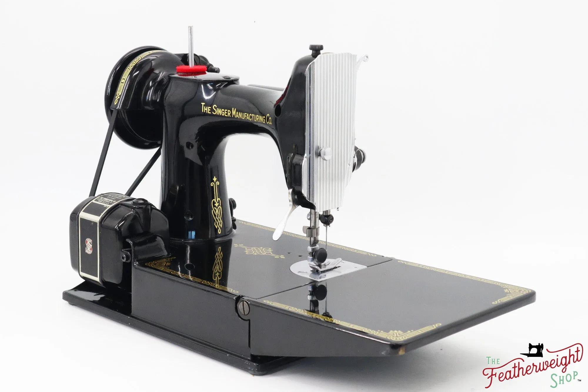 Singer Featherweight 221 Sewing Machine, AK413*** - 1951