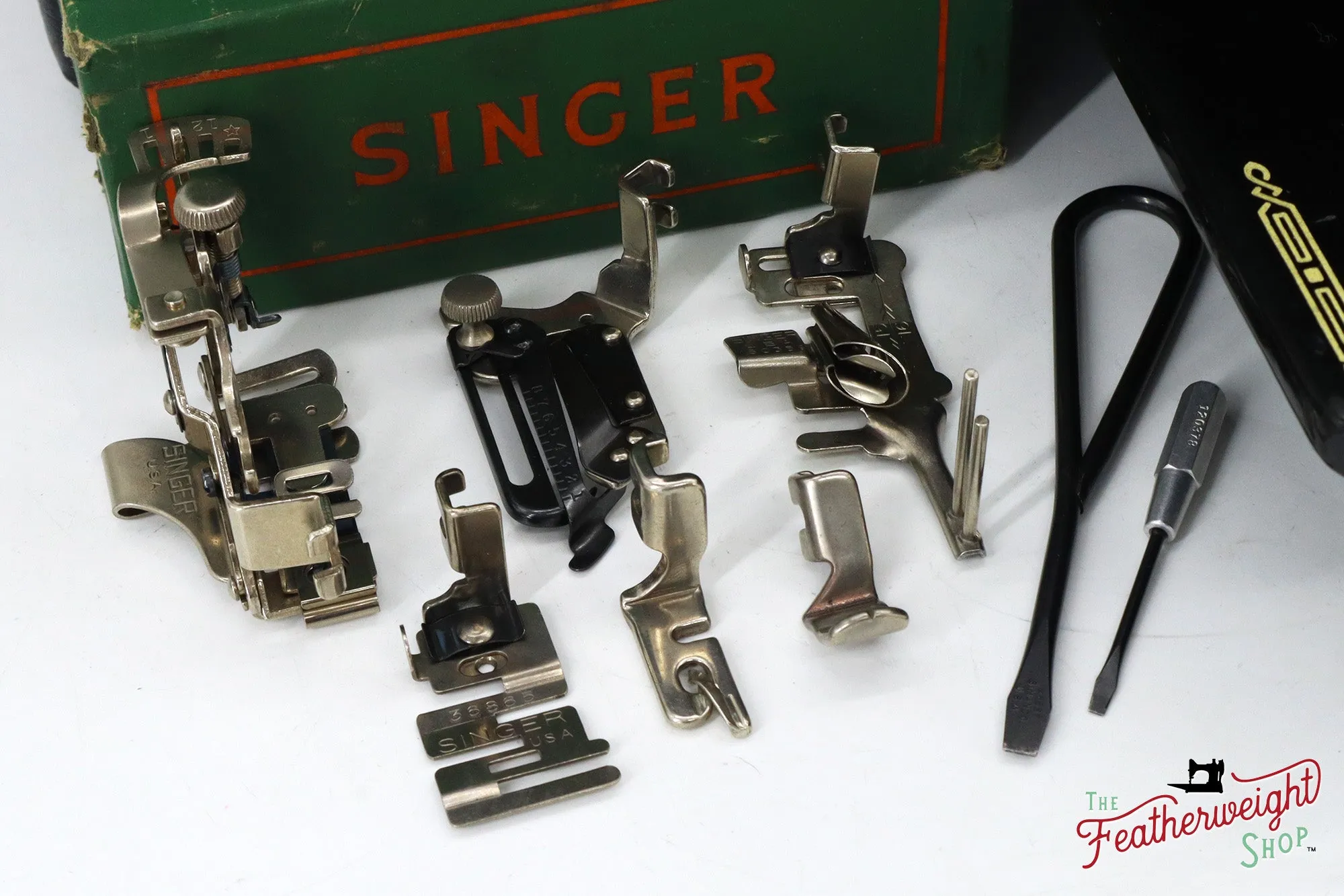 Singer Featherweight 221 Sewing Machine, AL032*** - 1952