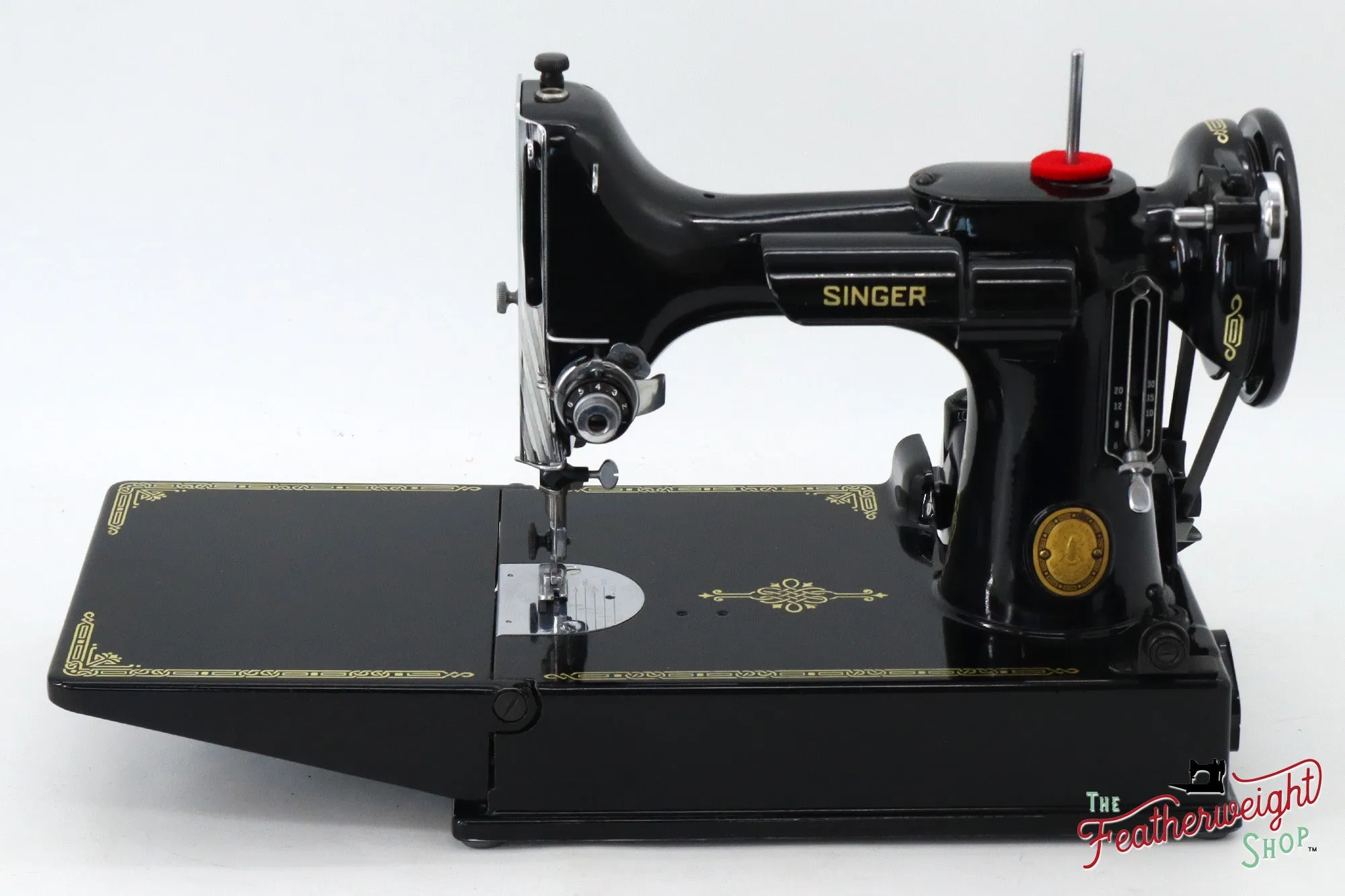 Singer Featherweight 221 Sewing Machine, AL032*** - 1952