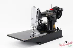 Singer Featherweight 221 Sewing Machine, AM777***