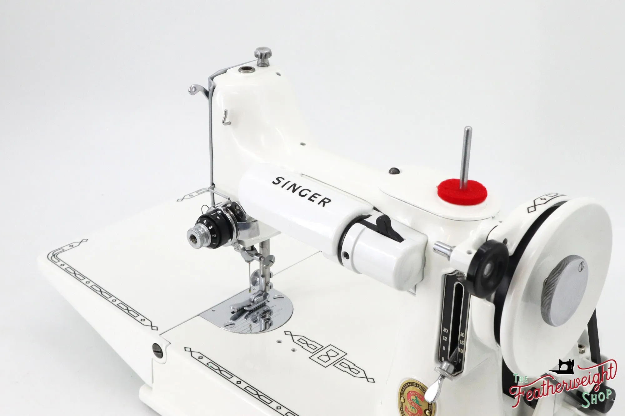 Singer Featherweight 221K, Red 'S', ES2448** - Fully Restored in White