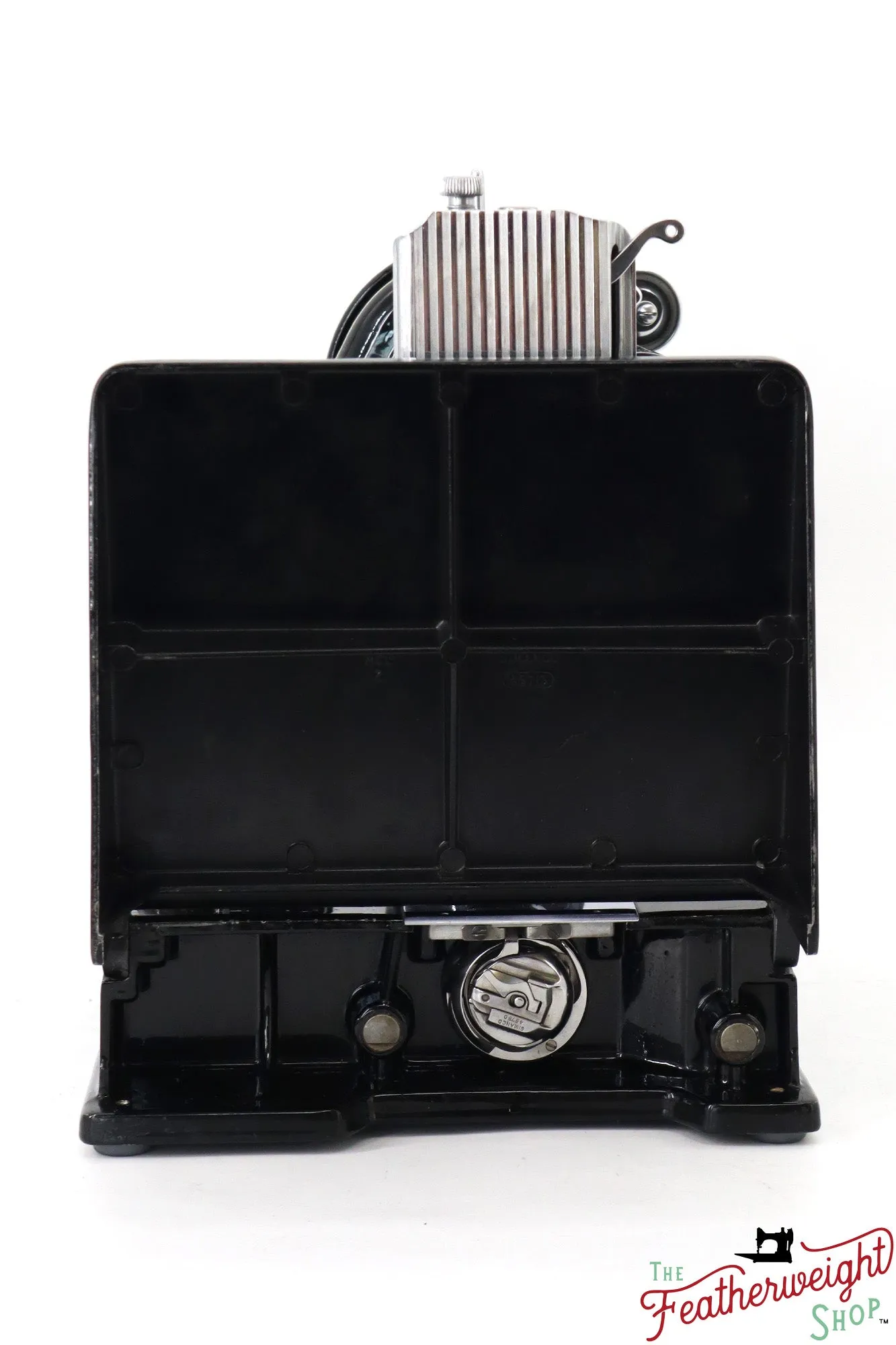 Singer Featherweight 221K Sewing Machine, 1955 - EK208***