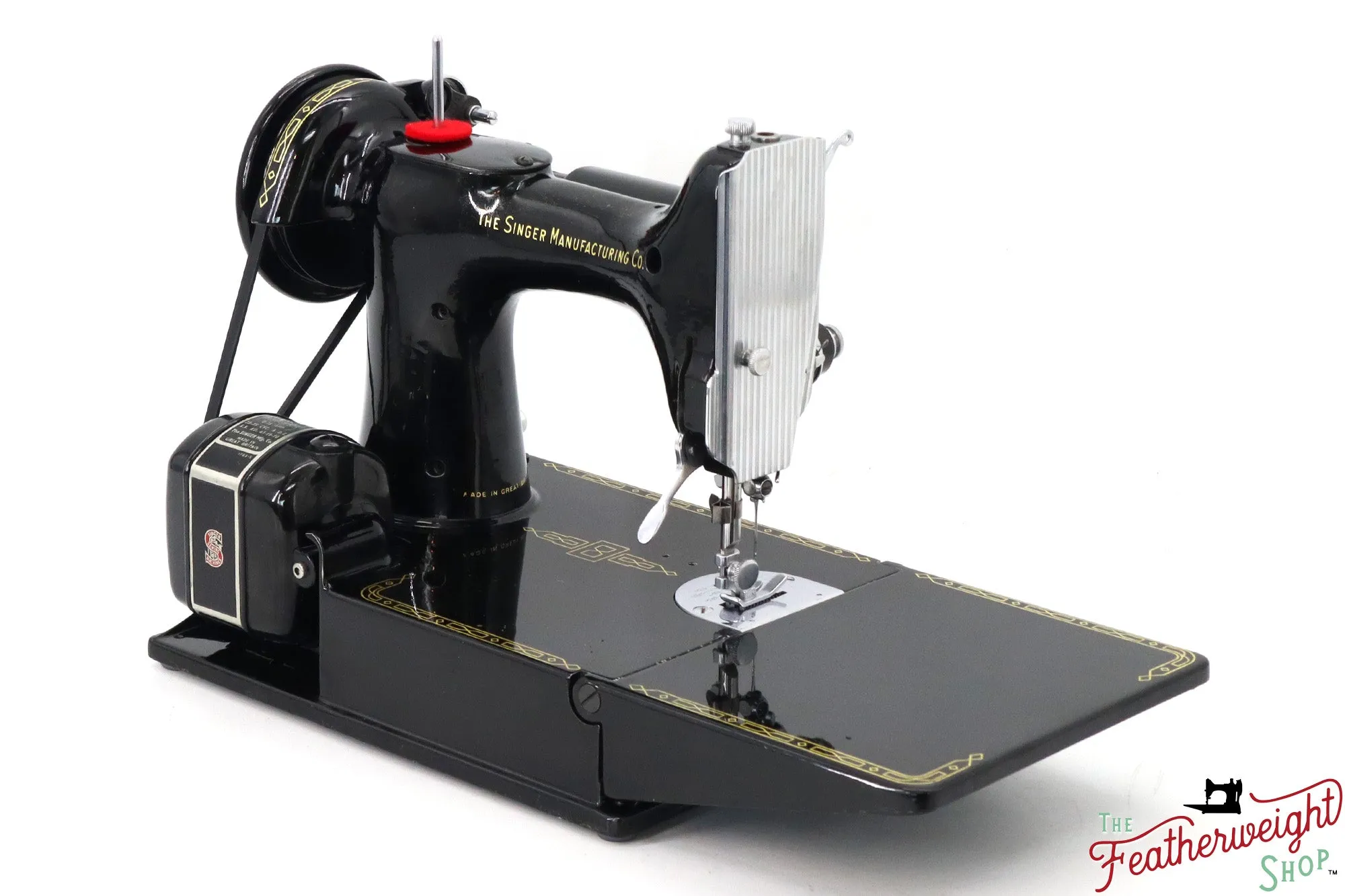 Singer Featherweight 221K Sewing Machine, 1955 - EK208***