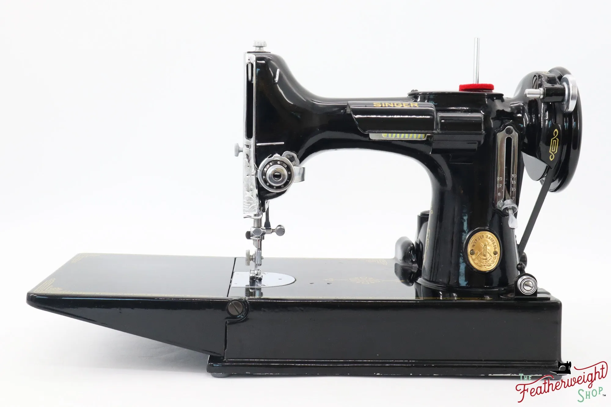 Singer Featherweight 221K Sewing Machine, EE855*** - 1948