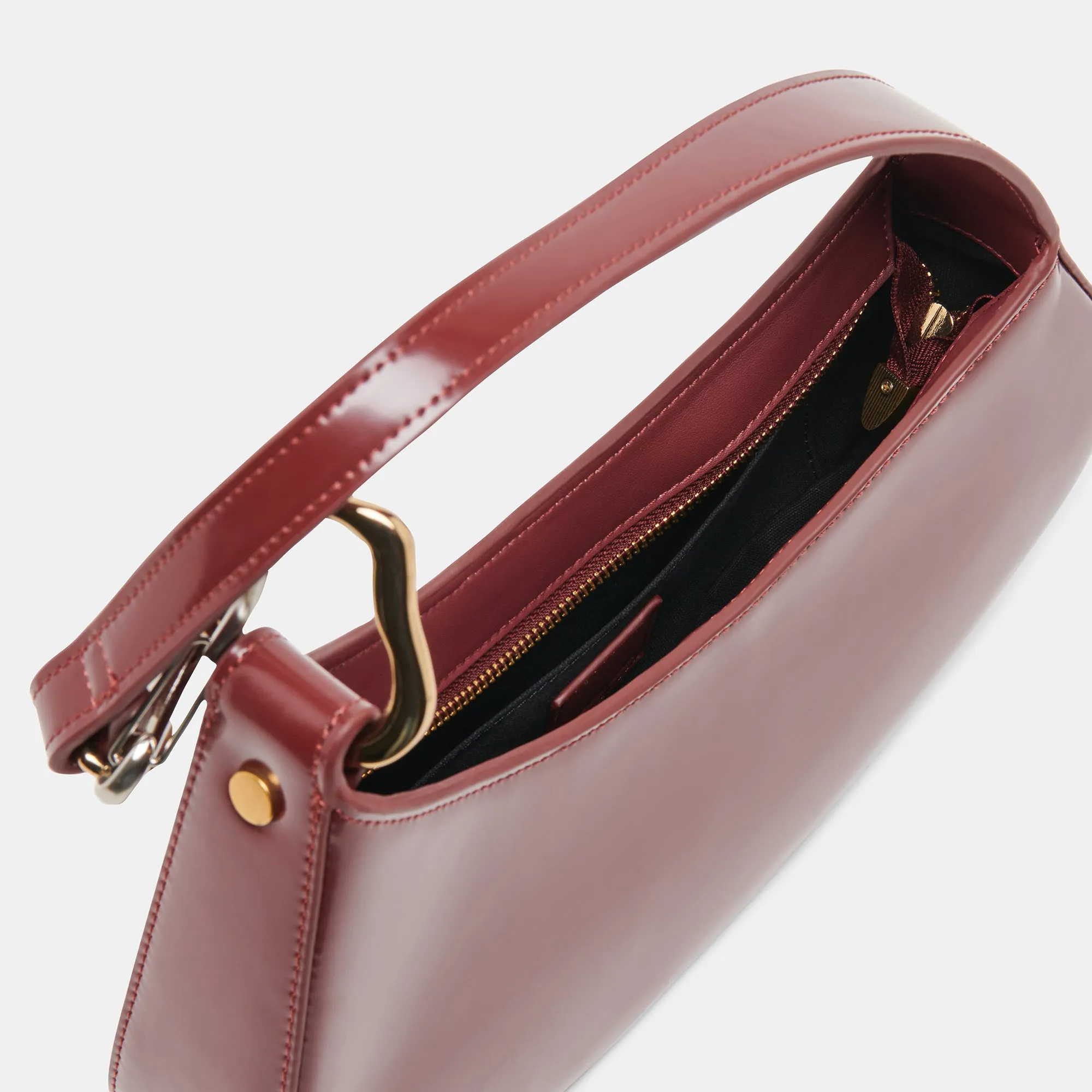 SKYLAR SHOULDER BAG WINE LEATHER